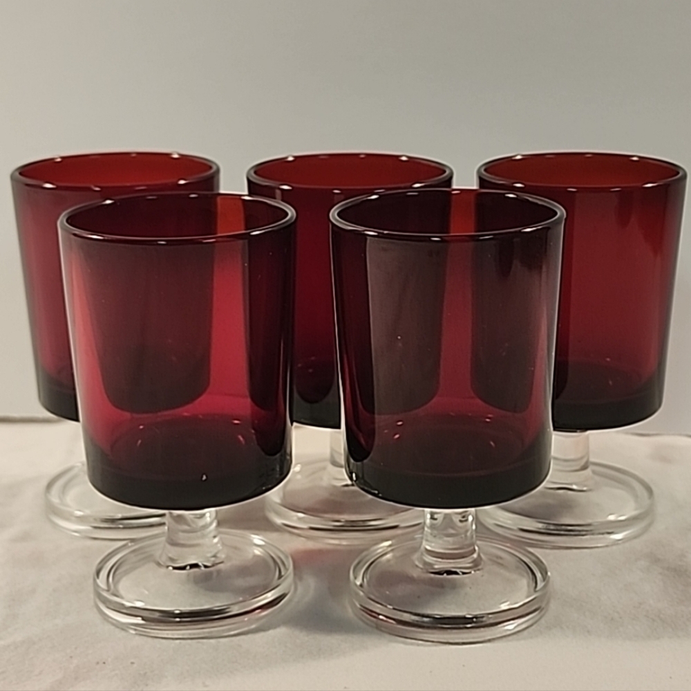 Vintage LUMINARC Cavalier Liqueur Glasses Ruby Red Set of 5 France Shot Aperitif
